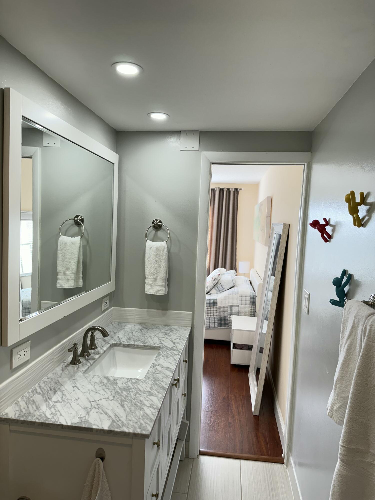 9355 Southwest 8th Street, Unit 417 Boca Raton, FL 33428 - Photo 7 of 27 IMG_9126
