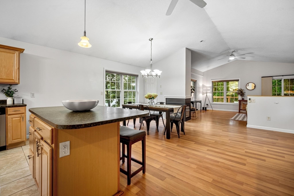 26 Munger Road Chicopee, MA 01020 - Photo 7 of 40 Gallery Image 7