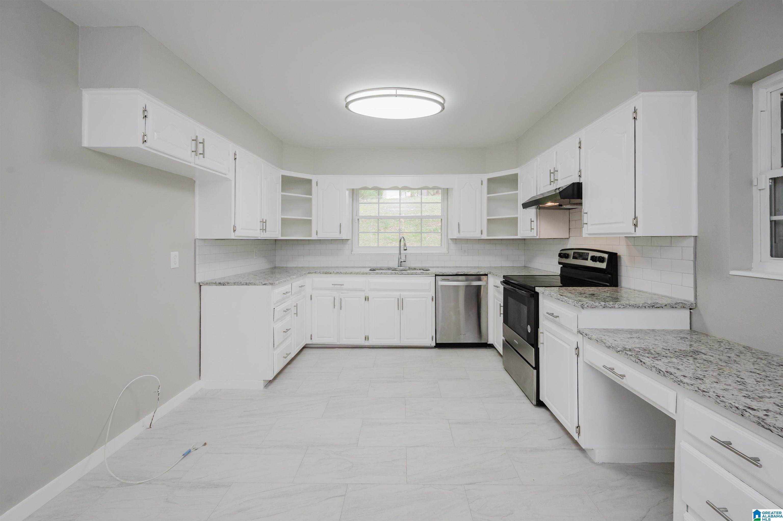 1020 Rutledge Drive Birmingham, AL 35228 - Photo 11 of 38