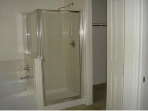 4785 Edgemont Road Prescott Valley, AZ 86314 - Photo 5 of 9 a bathroom with a glass shower door