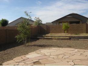 4785 Edgemont Road Prescott Valley, AZ 86314 - Photo 7 of 9 a front view of a house