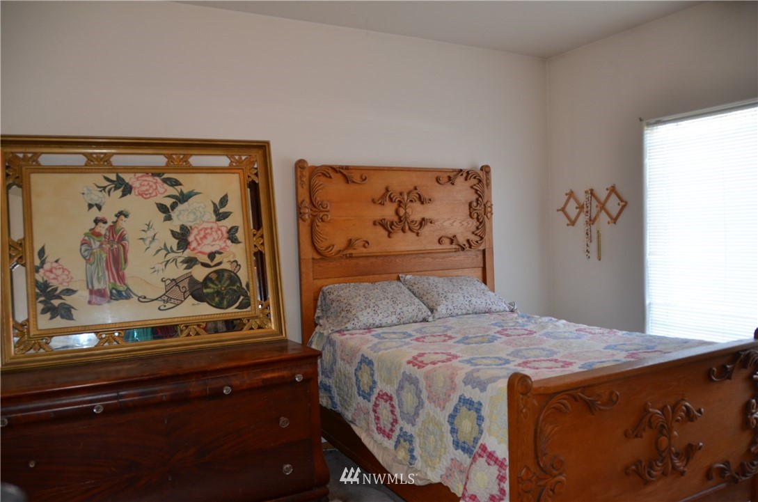 323 North Laventure Road, Unit B Mount Vernon, WA 98273 - Photo 14 of 17 Gallery Image 14