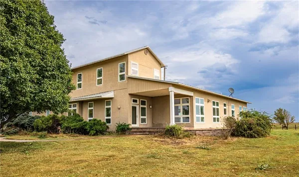 $599,000 | 32714 A Northwest Jackson Road, Richmond, KS 66080