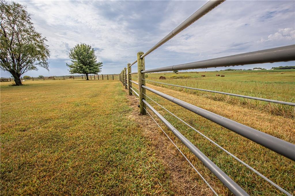 32714 A Northwest Jackson Road Richmond, KS 66080 - Photo 15 of 96
