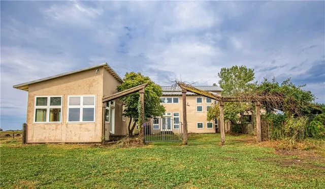 $650,000 | 32714 A Northwest Jackson Road, Richmond, KS 66080
