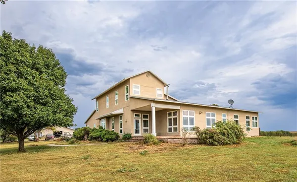 $599,000 | 32714 A Northwest Jackson Road, Richmond, KS 66080