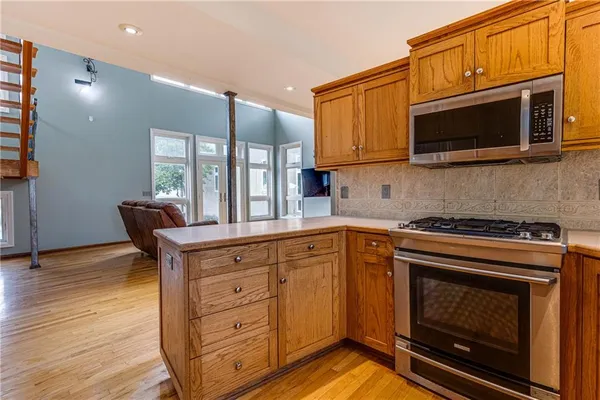 $599,000 | 32714 A Northwest Jackson Road, Richmond, KS 66080