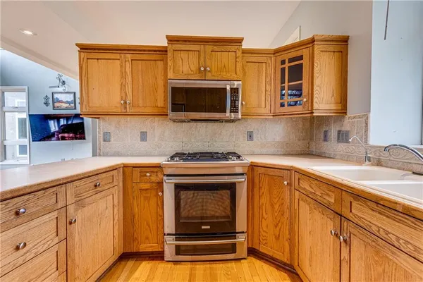 $599,000 | 32714 A Northwest Jackson Road, Richmond, KS 66080