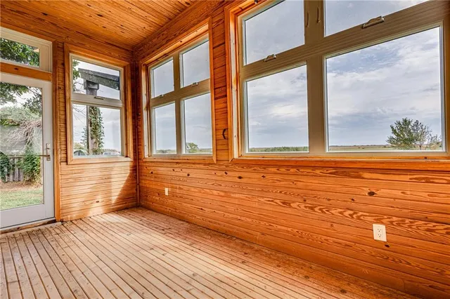 $650,000 | 32714 A Northwest Jackson Road, Richmond, KS 66080