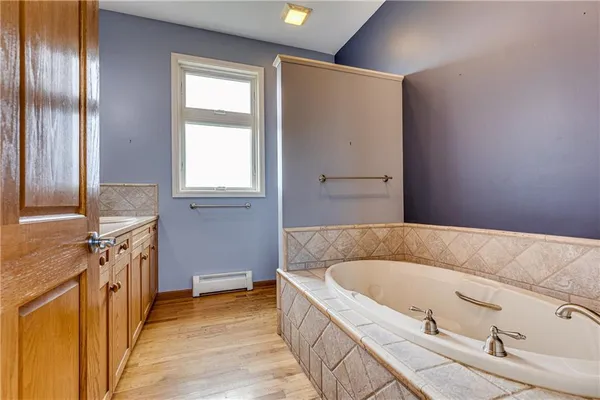 $599,000 | 32714 A Northwest Jackson Road, Richmond, KS 66080