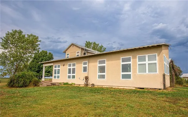 $599,000 | 32714 A Northwest Jackson Road, Richmond, KS 66080