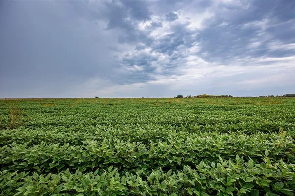 $599,000 | 32714 A Northwest Jackson Road, Richmond, KS 66080