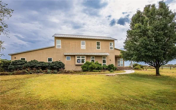 $599,000 | 32714 A Northwest Jackson Road, Richmond, KS 66080