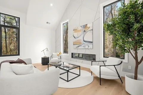 $7,295,000 | 5 Deer Path Lane, Weston, MA 02493