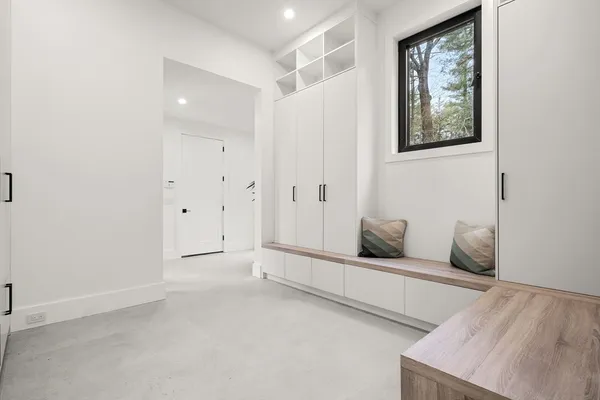 $7,295,000 | 5 Deer Path Lane, Weston, MA 02493