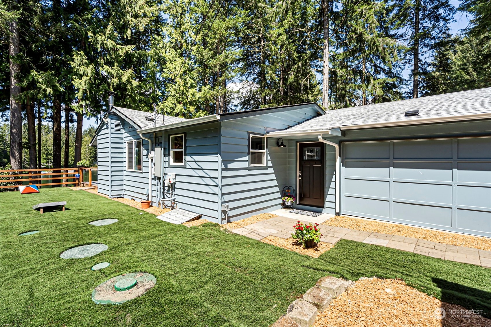 850 East Phillips Lake Loop Road Shelton, WA 98584 - Photo 3 of 26 Gallery Image 3
