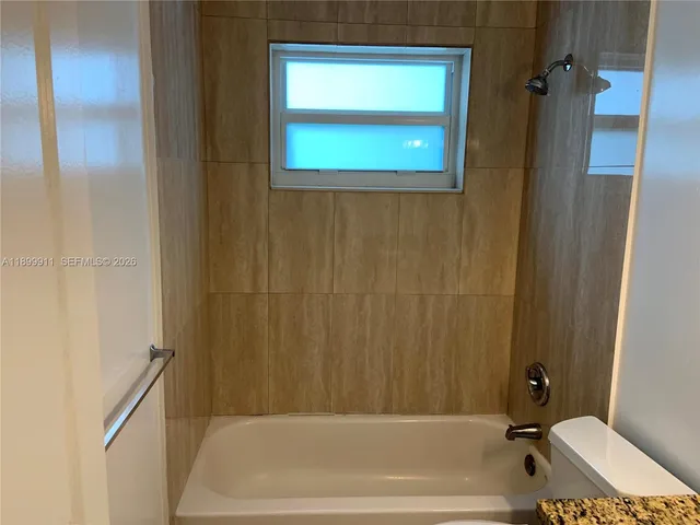 $3,600 | 6407 Southwest 5th Street, Pembroke Pines, FL 33023