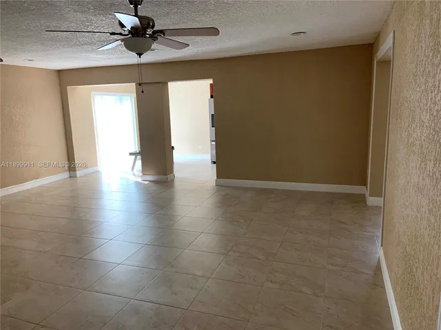 $3,600 | 6407 Southwest 5th Street, Pembroke Pines, FL 33023