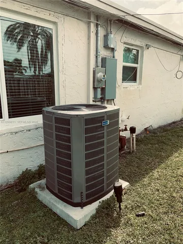 $3,600 | 6407 Southwest 5th Street, Pembroke Pines, FL 33023