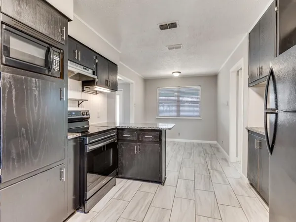 $3,000 | 7335 Reed Road, Azle, TX 76020