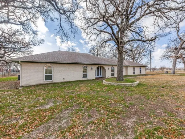 $3,000 | 7335 Reed Road, Azle, TX 76020