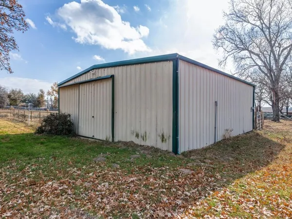 $3,000 | 7335 Reed Road, Azle, TX 76020