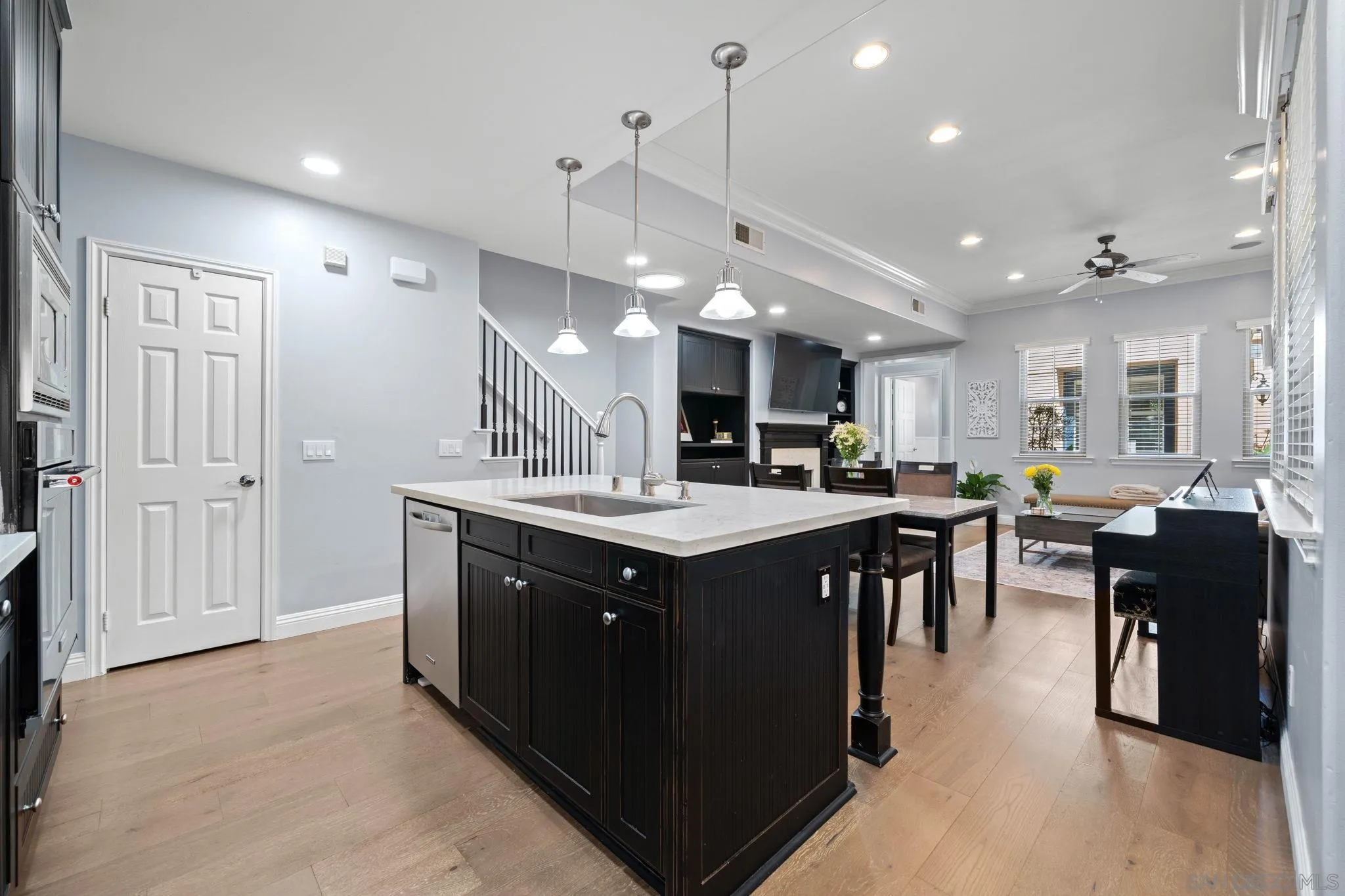 2873 Farragut Road San Diego, CA 92106 - Photo 15 of 55