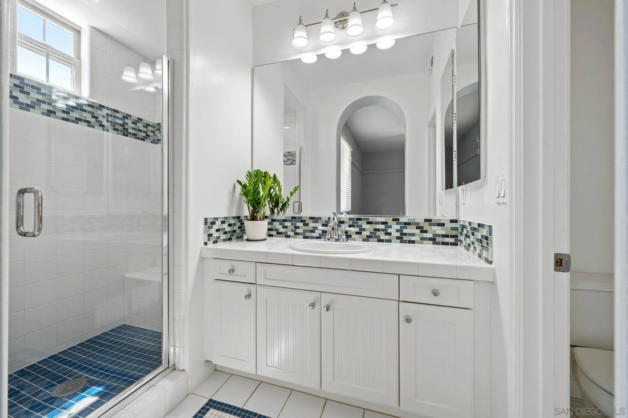 2873 Farragut Road San Diego, CA 92106 - Photo 43 of 55