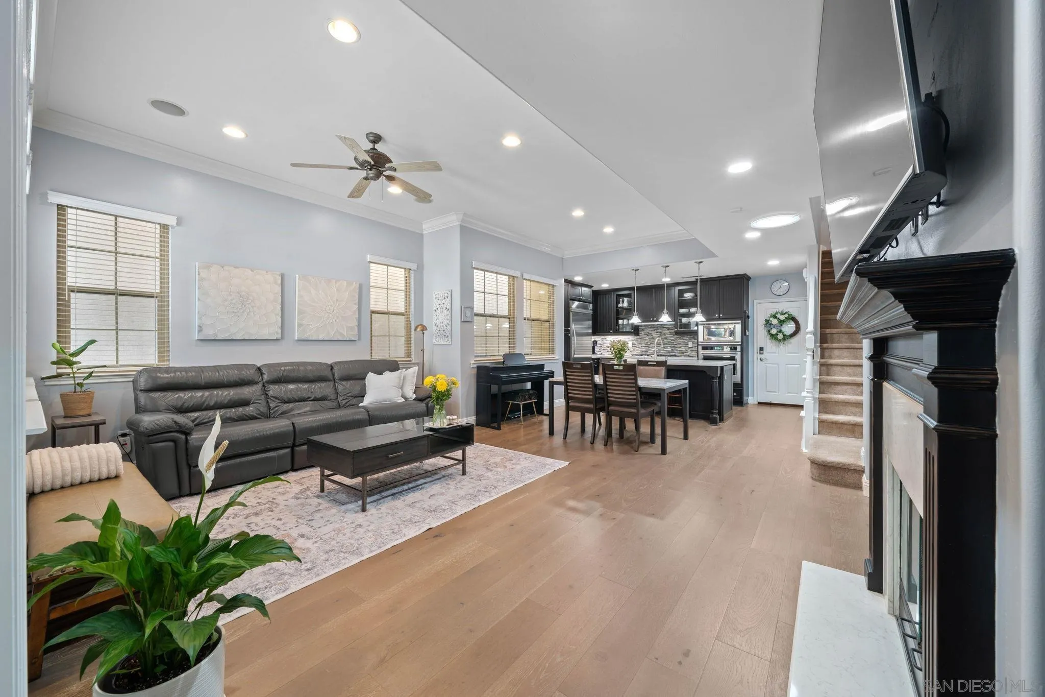 2873 Farragut Road San Diego, CA 92106 - Photo 7 of 55