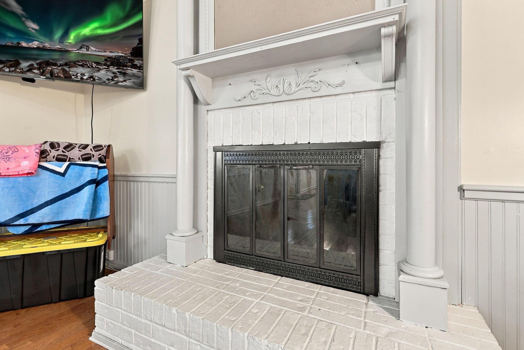 609 Grist Run Road Westerville, OH 43082 - Photo 15 of 39 Wood Burning Fireplace
