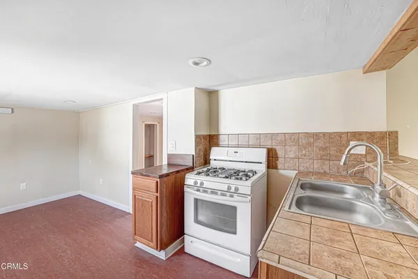 $969,000 | 203 North Fulton Street, Ojai, CA 93023