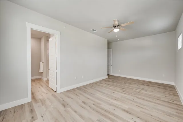 $2,825 | 865 Limmer Loop, Unit 613, Hutto, TX 78634