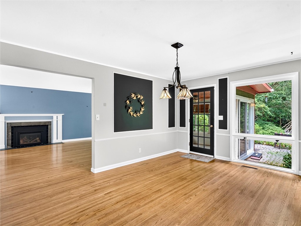 6 Far View Hills Road Brighton, NY 14620 - Photo 10 of 49