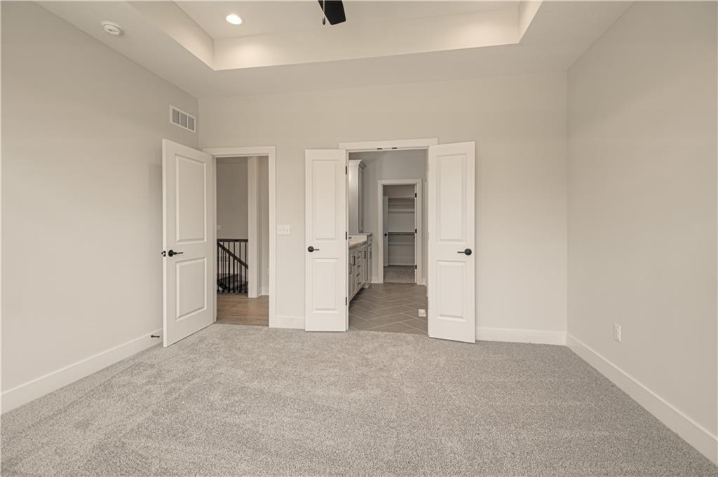 11544 North Olathe View Road Olathe, KS 66061 - Photo 18 of 49