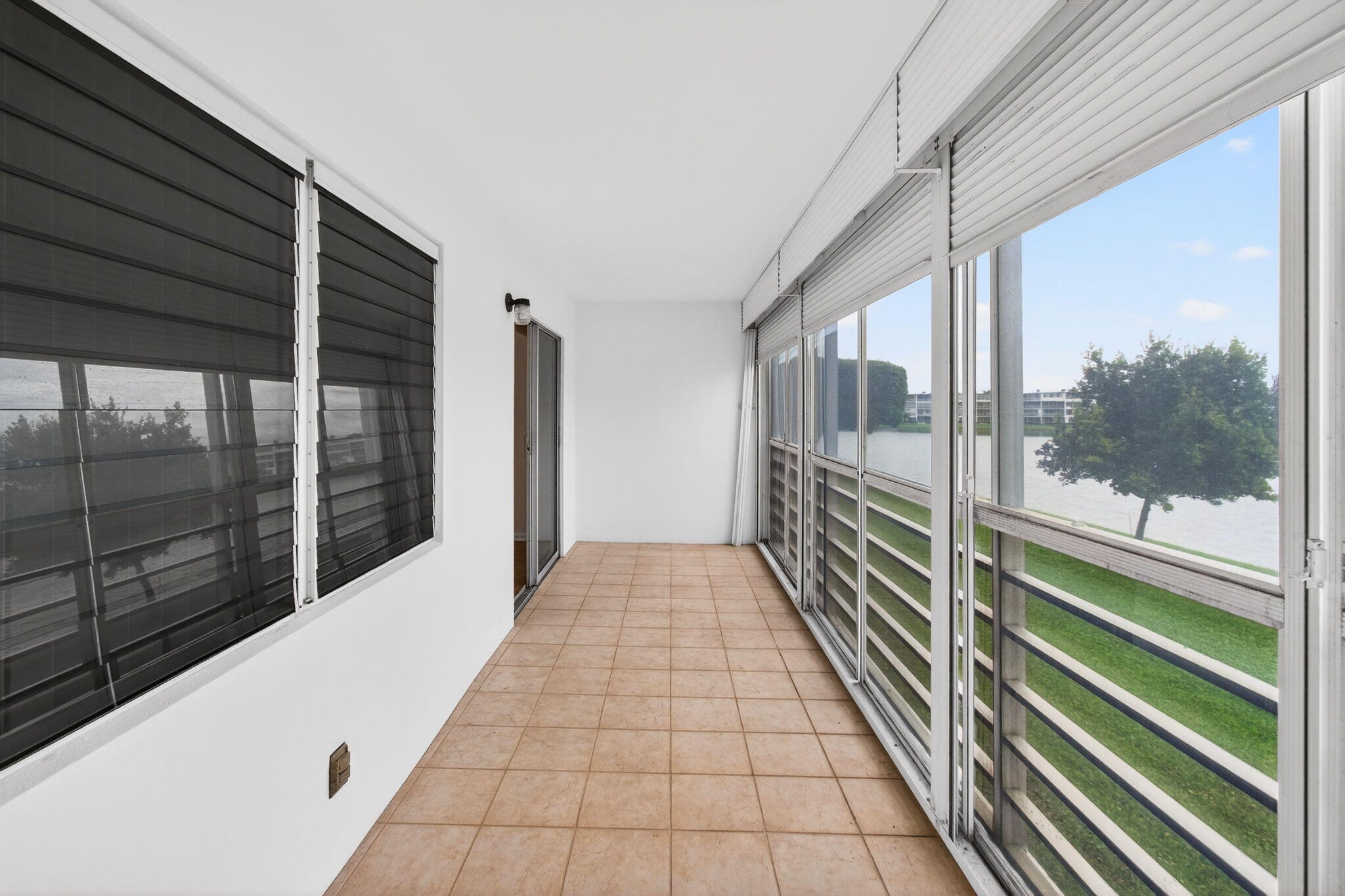 2015 Cornwall East Boca Raton, FL 33434 - Photo 44 of 104 58-web-or-mls-DSC_7535