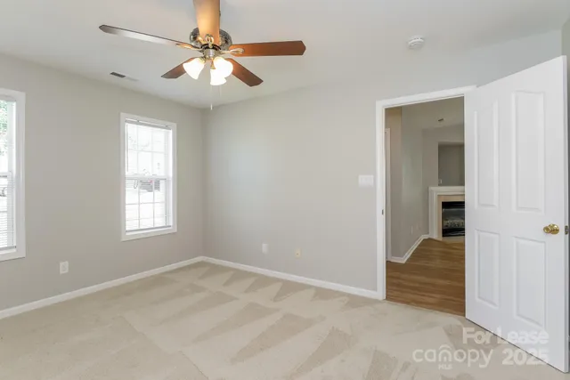 $1,665 | 10527 Hugue Way, Charlotte, NC 28214