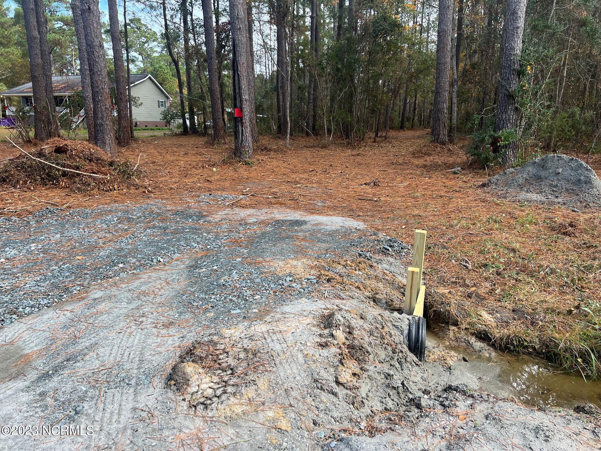530 Firetower Road Beaufort, NC 28516 - Photo 4 of 10 IMG_0698