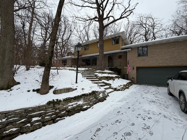 $675,444 | 501 Glenwood Trail, Elgin, IL 60120