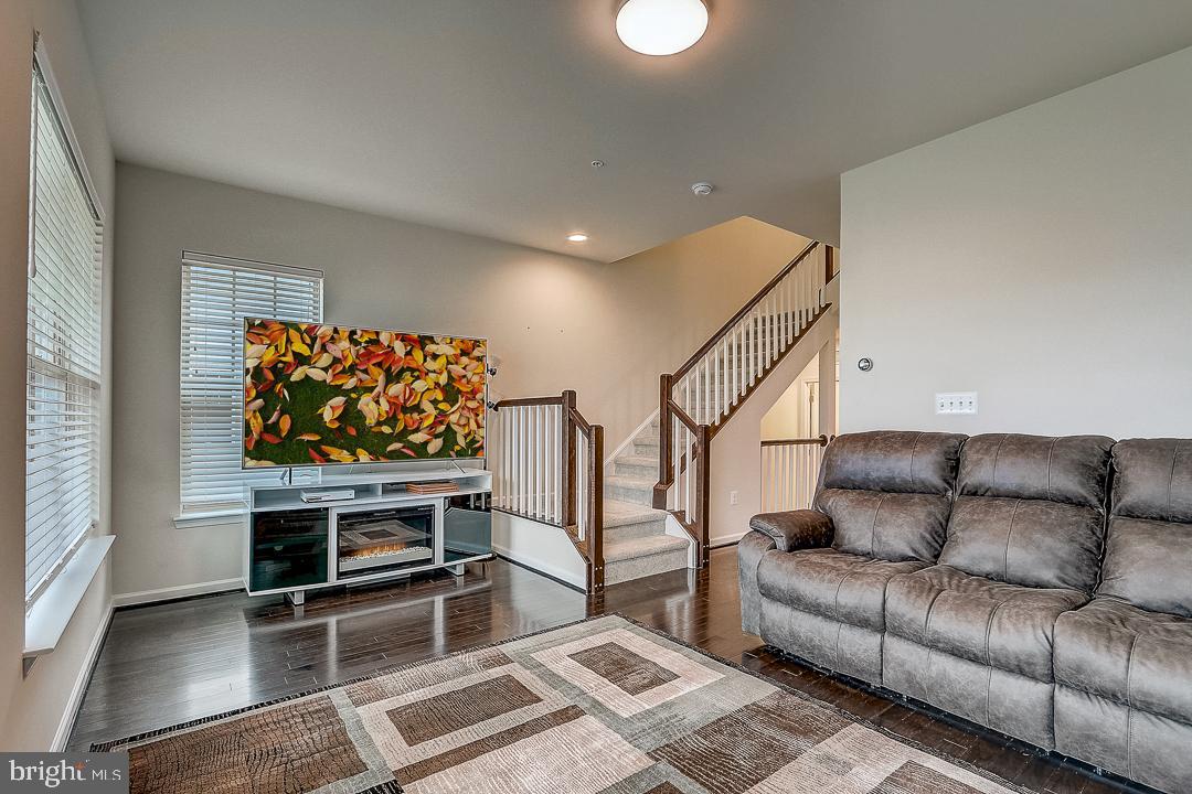 1131 Red Hawk Way Severn, MD 21144 - Photo 14 of 52 Gallery Image 14
