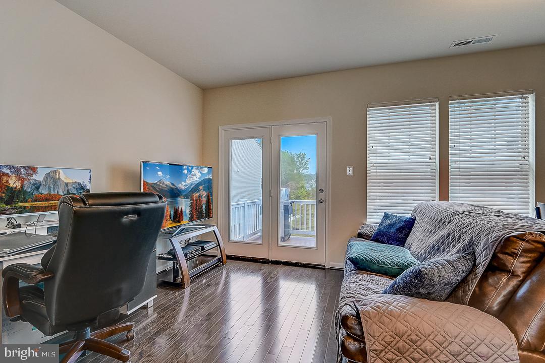 1131 Red Hawk Way Severn, MD 21144 - Photo 10 of 52 Gallery Image 10