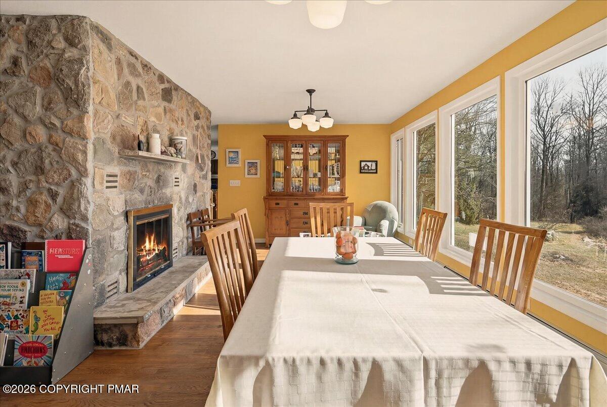 601 Heiden Road Bangor, PA 18013 - Photo 11 of 40 Dining Area