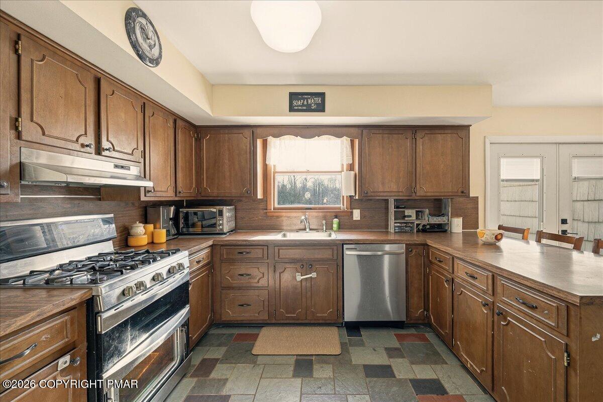601 Heiden Road Bangor, PA 18013 - Photo 15 of 40 Kitchen