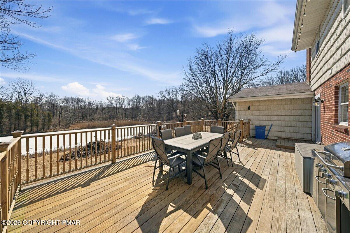 601 Heiden Road Bangor, PA 18013 - Photo 30 of 40 Back Deck