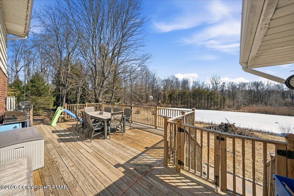 601 Heiden Road Bangor, PA 18013 - Photo 31 of 40 Back Deck