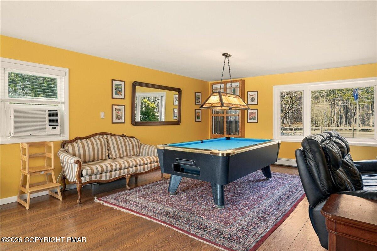 601 Heiden Road Bangor, PA 18013 - Photo 6 of 40 Living Room