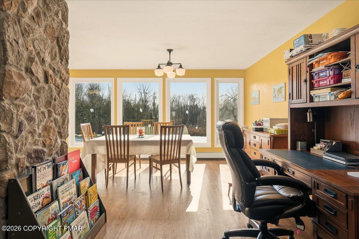 601 Heiden Road Bangor, PA 18013 - Photo 9 of 40 Dining Area