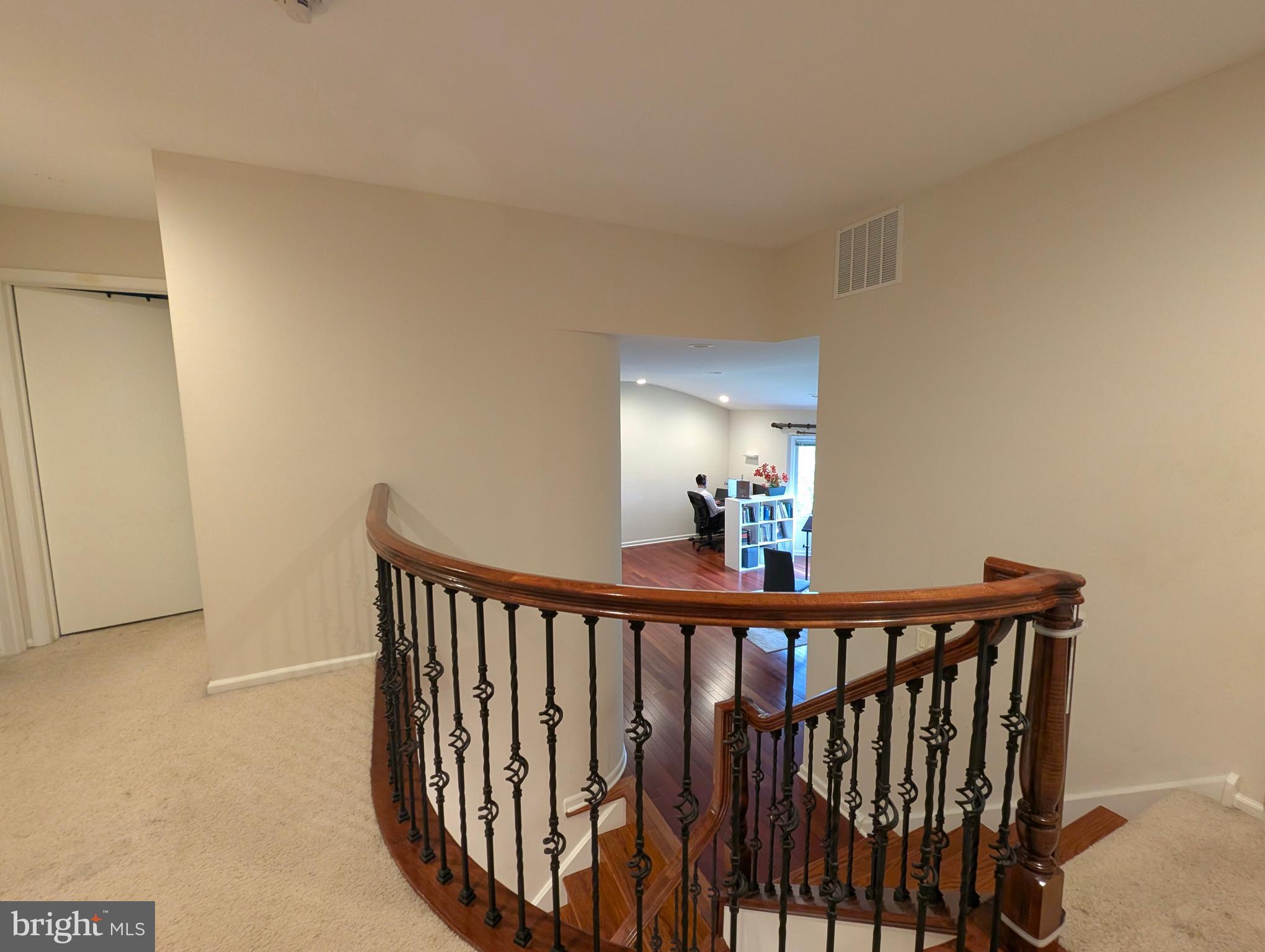 419 Kennebec Road Cherry Hill, NJ 08002 - Photo 17 of 35 Grand Staircase and upstairs hallway