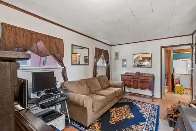 $115,000 | 110 East Weston Street, Kahlotus, WA 99335