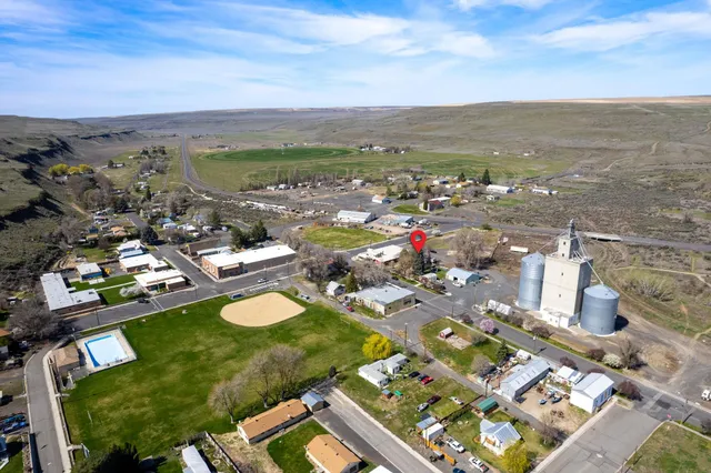 $115,000 | 110 East Weston Street, Kahlotus, WA 99335