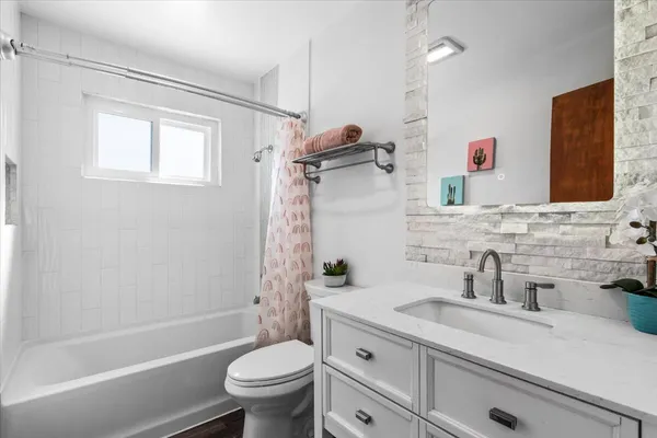 $595,000 | 359 West Bon Air Drive, Palm Springs, CA 92262